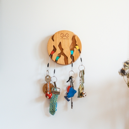 KEYHOLDER CIRCLE CHERRY TREE 4 KEYHOLDER CIRCLE CHERRY TREE 4